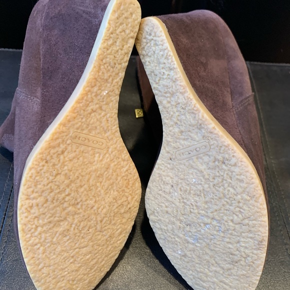 New brown COACH suede wedge ankle boots - Picture 6 of 6